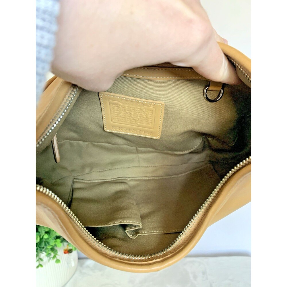 Coach Vintage Hamptons Leather Buckle Hobo Shoulder Bag 7548 Camel Tan - Picture 11 of 16